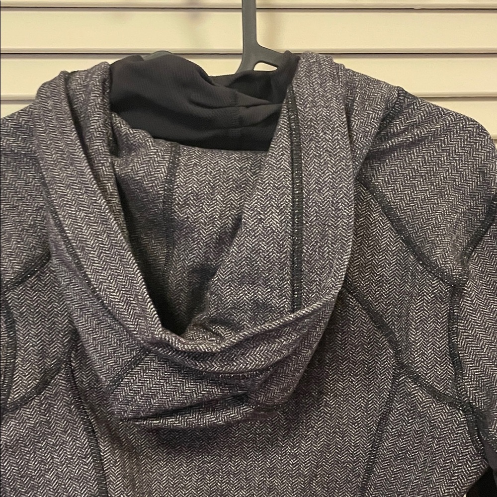 lululemon athletica Black and Gray Utility Jacket - Picture 8 of 8